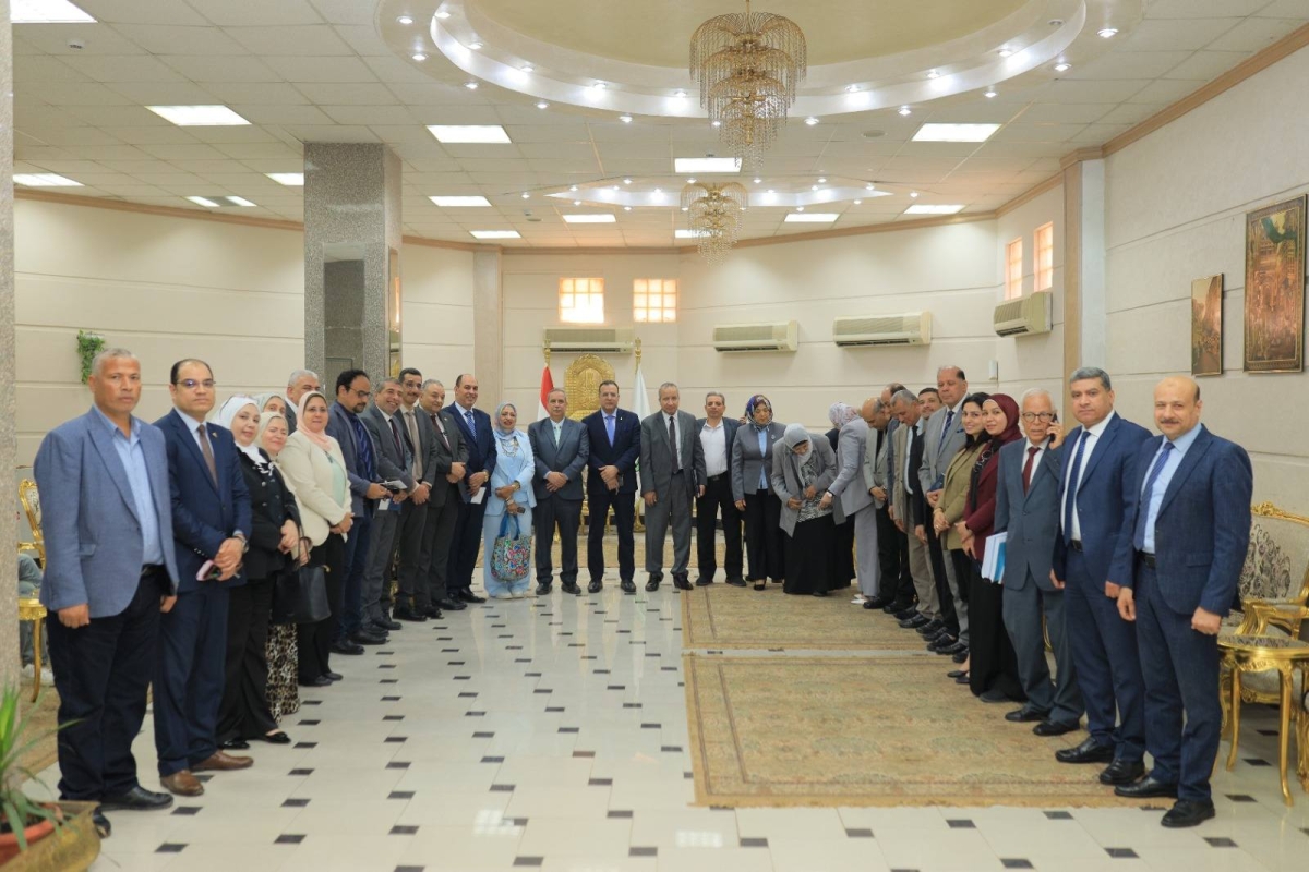 رئيس جامعة بنها يستقبل لجنة قطاع العلوم الأساسية بالمجلس الأعلى للجامعات  استقبل الدكتور ناصر الجيزاوي رئيس جامعة بنها ، لجنة قطاع العلوم الأساسية بالمجلس الأعلى للجامعات برئاسة الدكتور السيد الشرقاوي، وبحضور الدكتورة جيهان عبد الهادي نائب رئيس الجام
